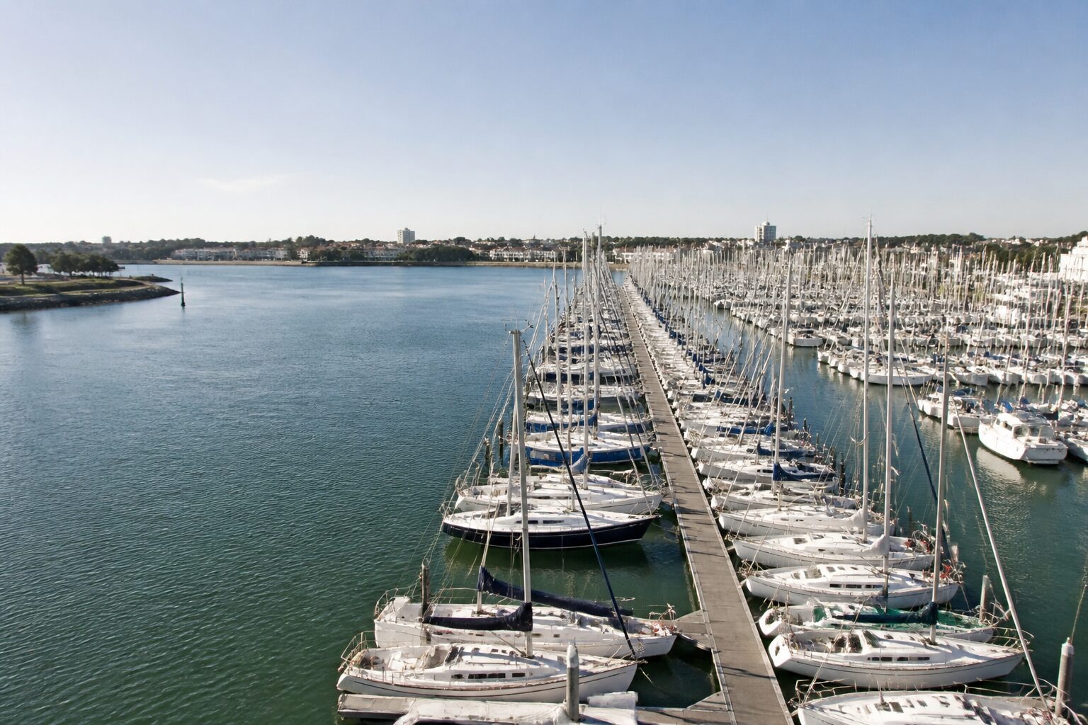 Le port de plaisance des Minimes à La Rochelle, premier port de plaisance de la façade atlantique